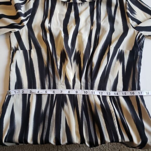 MNG Abstract Stripe Print Dress Sz Large - Picture 11 of 13